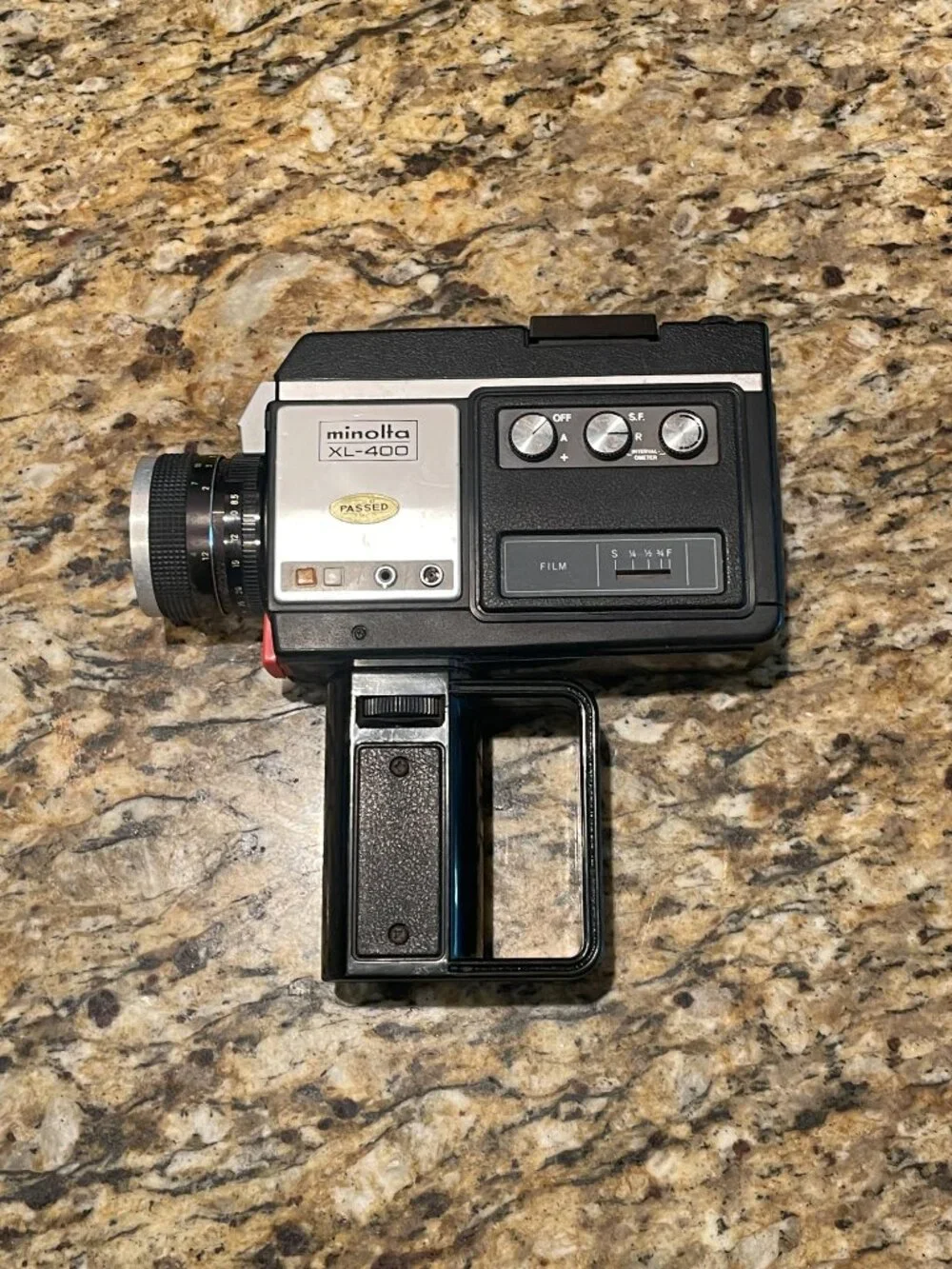 Vintage Minolta XL-400 Super 8 film camera